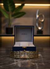 GUESS LUXURY WATCH